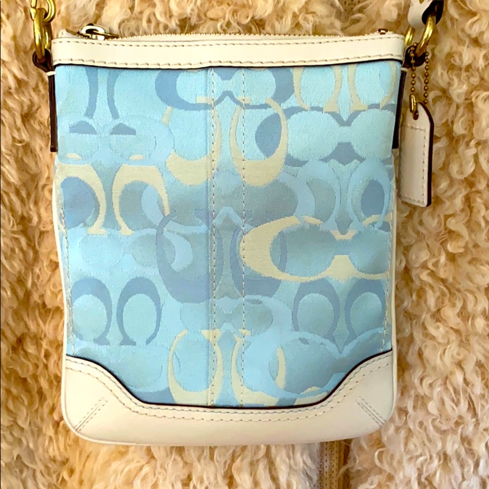 Coach Baby Blue & White Crossbody EUC
